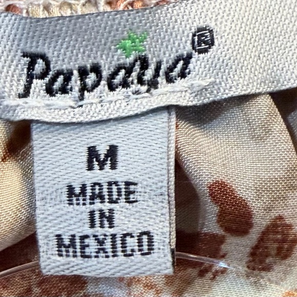 Papaya Floral Blouse with Long Sleeves - Picture 4 of 4